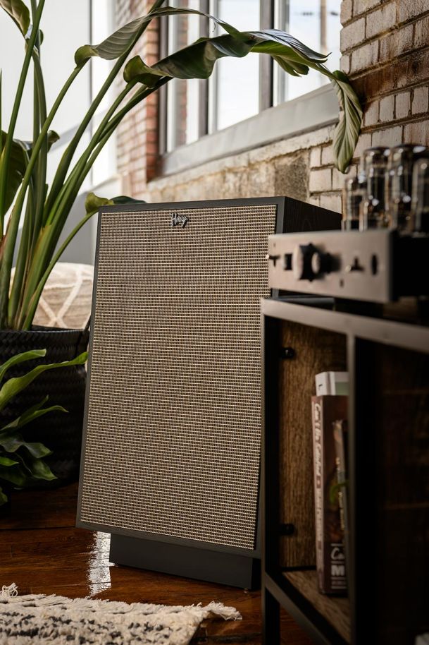 Klipsch Speaker and Amplifier