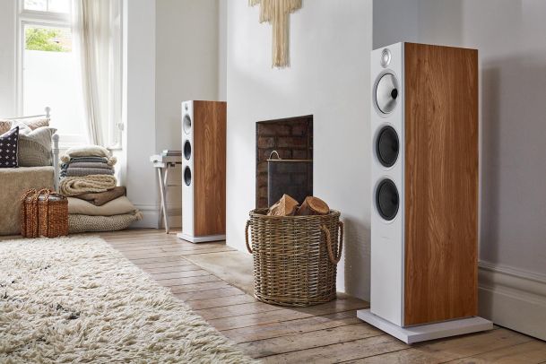 Bowers & Wilkins Speaker