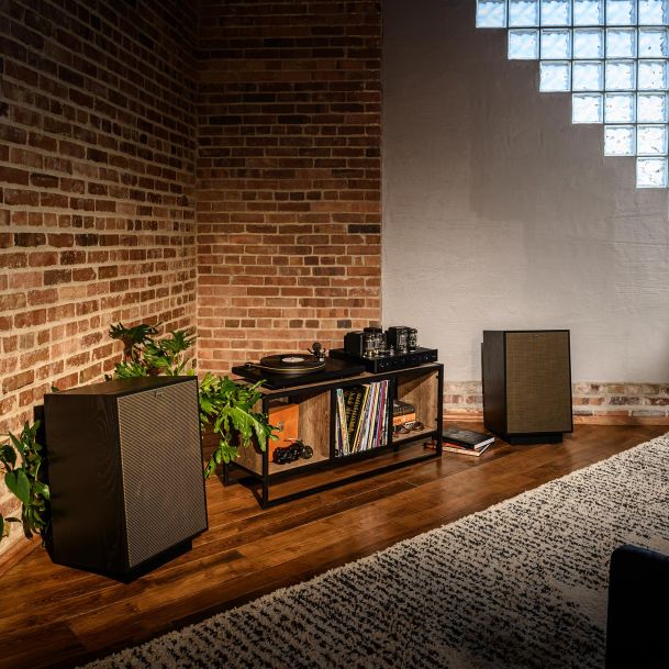 Klipsch Speaker and Amplifier