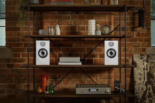 Bowers & Wilkins Speaker